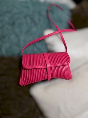 Pink Women's Pleated Crossbody Bag NWOT